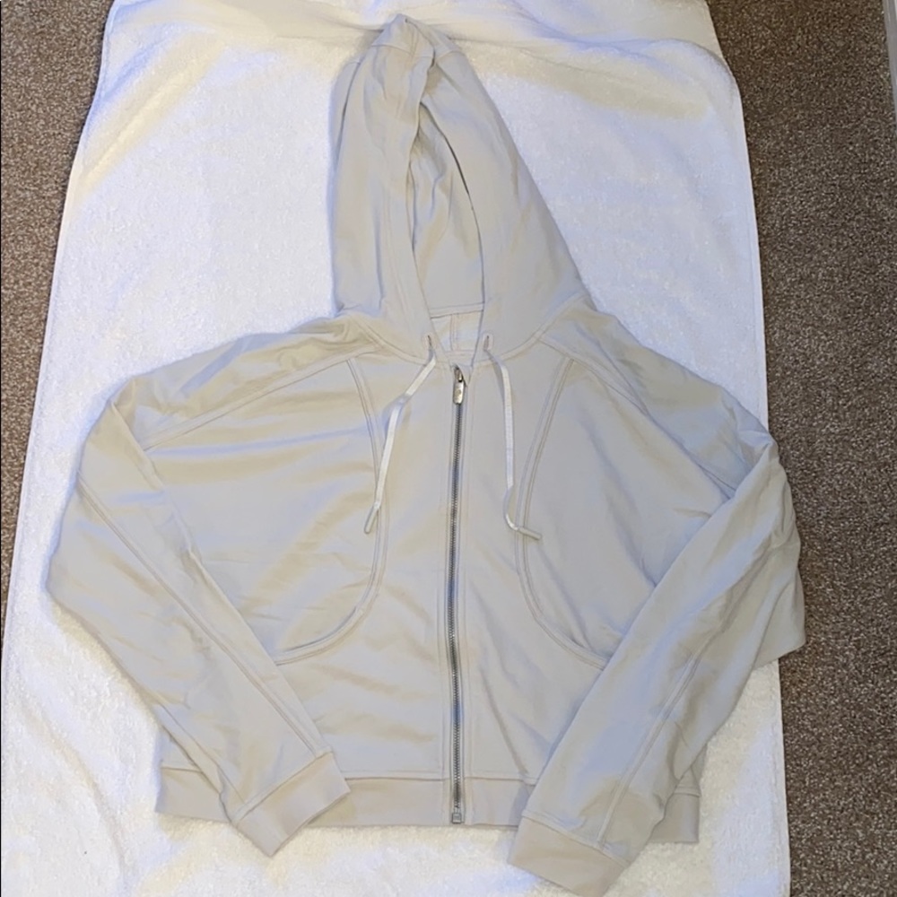 Lululemon Zip-up Cropped Hoodie NWOT